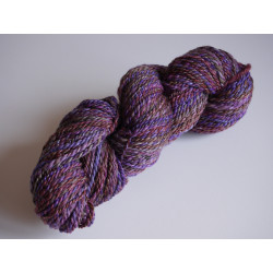 écheveau de laine mérinos et soie teint et filé à la main